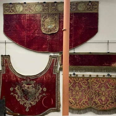 Textiles, Fabrics, Four Various Early Teriles, Wall Decor, Red Velvet!