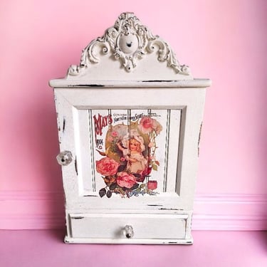 VINTAGE Wood Wall Display Curio Cabinet Victorian Style Wood Wall Organizer Ornate Hand Carved Pediment Heritage Inspired Wood Wall Cabinet 