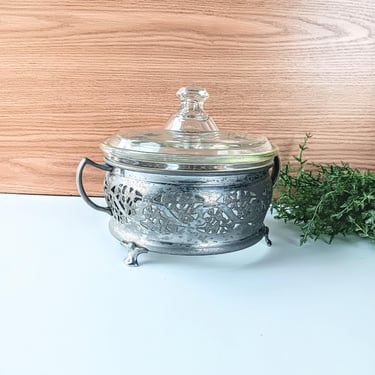 Antique Round Clear Glass PYREX Casserole Dish with Etched Flower Lid / Metal Silver Farberware Carrier/ 1920s/ Gift/ A 8/ 267 L 