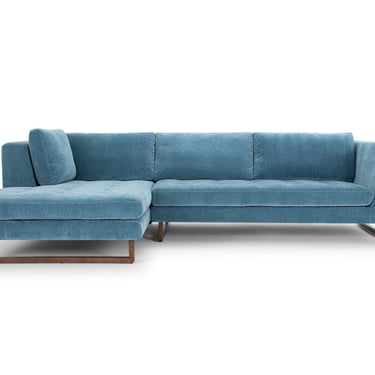 Sectional in Moss Navy (LHF)
