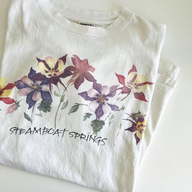 90s Worn in Oversized Steamboat Springs Colorado Flower Cotton Tee USA Made 