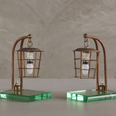 PAIR OF BOUDOIR TABLE LAMPS IN THE STYLE OF PIETRO CHIESA, 1940