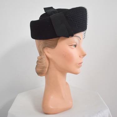 1950s Black Wool Felt Hat with Netting 