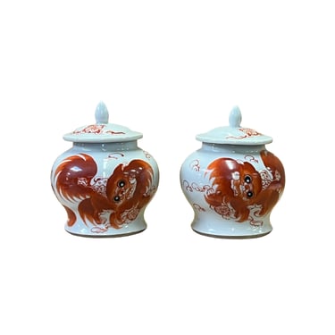 Pair Small Oriental Ceramic White Base Orange Foo Dog Temple Jars ws2597E 