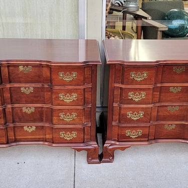 Pair of Jasper Cabinet Co. Chests / Commodes / Nightstands 