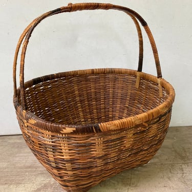 Vintage Gathering Basket, Split Handle, Wicker Hand Made Basket With Initials Of Weaver, Wedding Basket, Great Details 