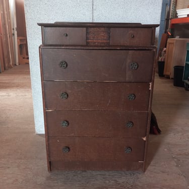 Vintage Tiered Bureau/Dresser, 30 x 18.25 x 43.25