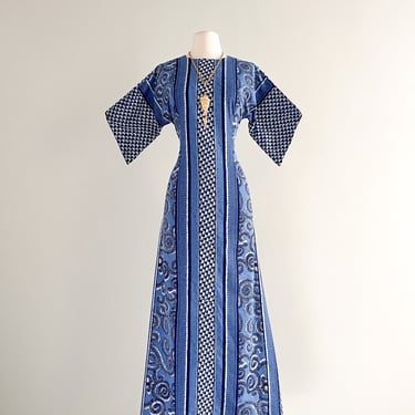 Stunning 1970's Light Blue and Navy Printed Batik Kaftan Dress / Sz M