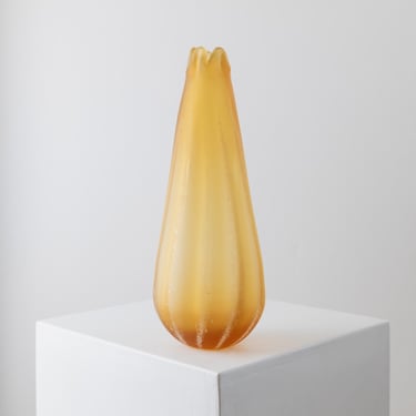 Large vintage Murano glass vase - Italy 1960s - yellow orange flower vase, organic shape - elegant retro decoration, gift idea for her 