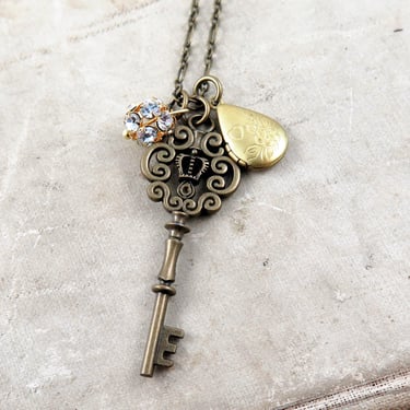 Skeleton Key Necklace Antique Skeleton Key Pendant Locket Charm Necklace Vintage Inspired Key Necklace Secret Gift 