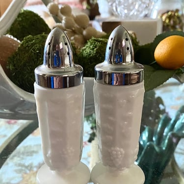 Vintage Westmoreland Milk Glass Salt and Pepper Shakers~ White Milkglass Grape Panel Pattern 4 1/2 Inches Powder Shakers 