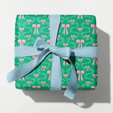 Green Holly and Bows Pattern Gift Wrap Sheets