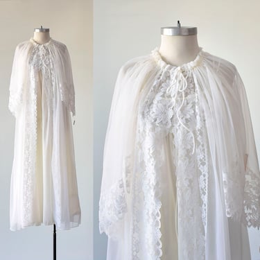 Vintage 1970s Lounge Set / Vintage Nightgown & Robe / White Lace  Lingerie Set / Vintage Lingerie Gown and Robe / Vintage Val Mode Lingerie 