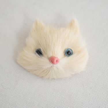 Vintage Cream Fur Cat Face Brooch 