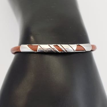 Avant Garde 80's sterling on leather rocker clasp bangle, edgy Mexico 925 silver Modernist bracelet 