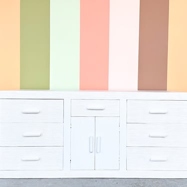 Coastal Chic Pencil Reed Dresser