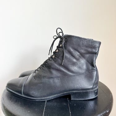 Vintage Black Leather Lace-Up Boots / size 8M 