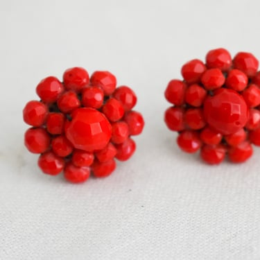 1940s/50s Red Faceted Glass Bead Cluster Screw Back Earrings 