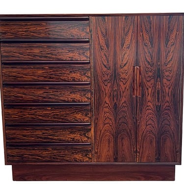 Rosewood chest of drawers