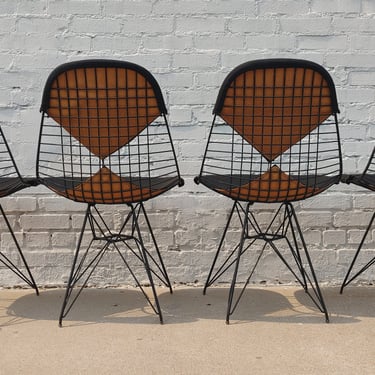 Mid Century Modern Herman Miller Eiffel Wire Chairs 