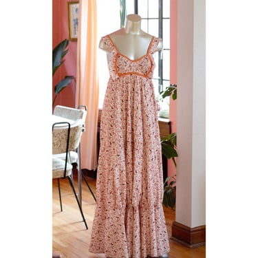 Vintage Boho Maxi Dress - 1970s - Tiered, Lace-Up Dress - Floral, Paisley - Orange, Fall - Empire Waist 