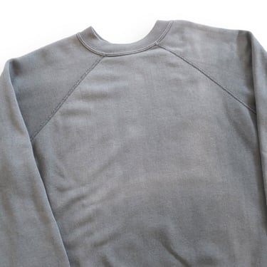 sun faded sweatshirt / 70s sweatshirt / 1970s grey sun faded raglan crew neck sweatshirt Medium 