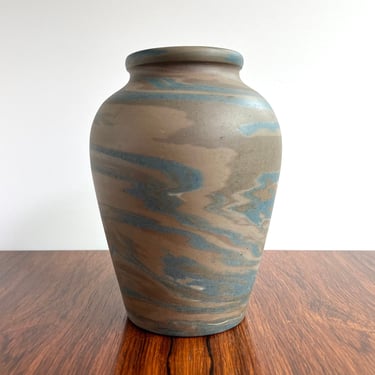 Niloak Mission Swirl Pottery Vase 8” - Arts and Crafts Era - First Art Mark ca. 1910-1924 