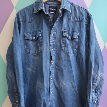 Vintage Wrangler Denim Western Snap Shirt – Classic Blue Jean Button-Up