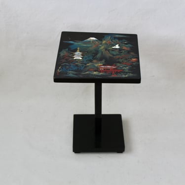 Japanese MCM Lacquered Hand Painted Fuji Mt Scene Decorative Accent Table 