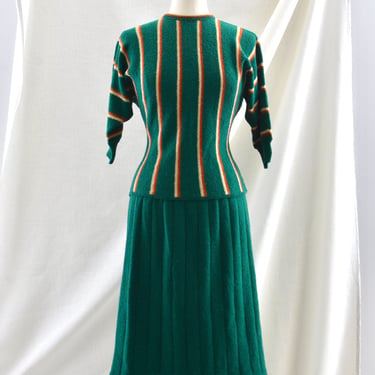 Vintage 1940's Forest Green Knit Set