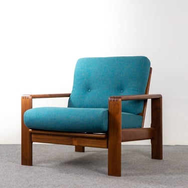 Scandinavian Teak Easy Chair - (D671) 