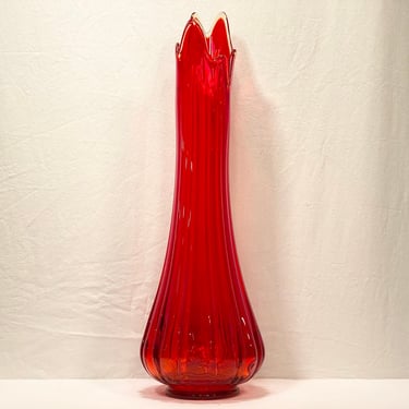 L.E. Smith 22.75" Red Ribbed Swung Vase 