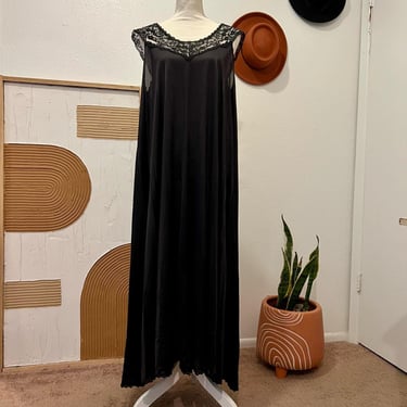 Vintage 90s Black Delicate Lace Trim Oversized Maxi Slip Dress Large 