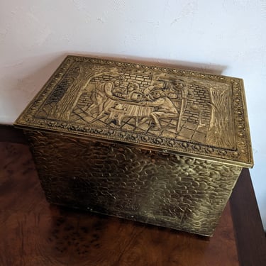 Vintage Brass and Wood Coal Tinder Storage Box Clean 