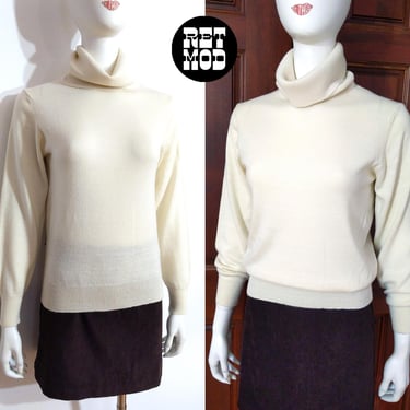 Super Soft Vintage 70s 80s Off-White Knit Turtleneck Sweater Top 