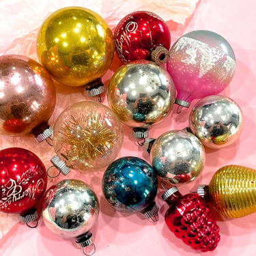 VINTAGE: 13pcs - Shiny Brite Glass Ornaments - Old Distressed Christmas Ornaments - Holliday 