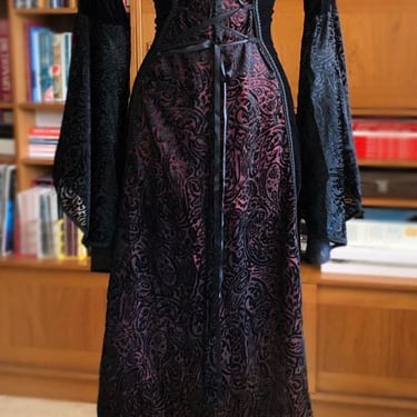 Vintage LIP SERVICE Long Black & Red Velvet Goth Vampire Dress Gown 1990s, size LARGE, Renaissance 