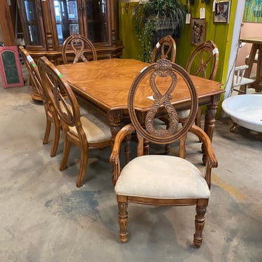 Dining Set with Expanding Table and 6 Ornately Carved Chairs