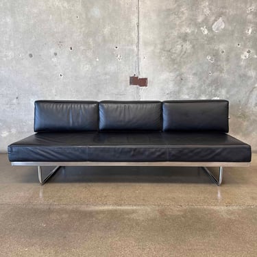 Cassina Le Corbusier LC5 Black Leather Daybed Made in Italy