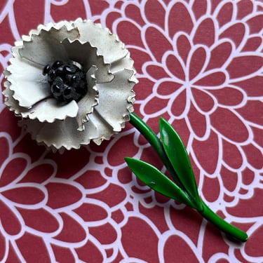 vintage enamel flower brooch 1960s black and white lapel pin 