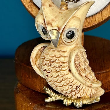 Luca Razza Owl Pendant Necklace Molded Resin Googly Eyes Signed 70s Jewelry 