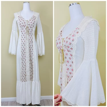 1970s Vintage Jody T Cotton Calico Bell Sleeve Dress / 70s Lace Up Corset Cotton Prairie Gown / Medium 