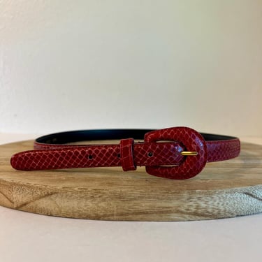 Vintage 90s Red Snake Skin Genuine Leather Thin Skinny Belt Size Medium 