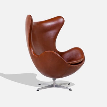 Vintage Arne Jacobsen Cognac Leather "Egg" Chair for Fritz Hansen