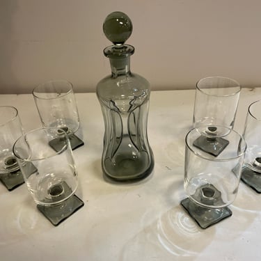 Vintage Kluk Kluk Decanter with 6 Smoked Crystal Glasses