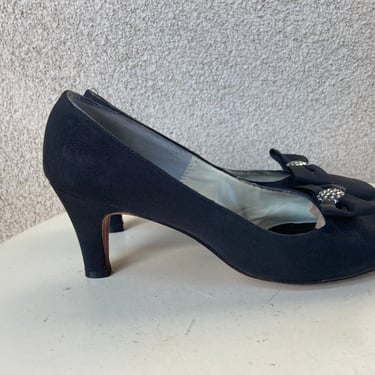 Vintage 1960s elegant black fabric pumps shoes heel Mr Easton sz 7N Rhinestones bow 