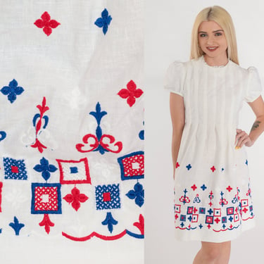 Embroidered Mini Dress 60s White Puff Sleeve Dress Retro Flared Skirt Lace Trim Blue Red Cottagecore Girly Cotton Vintage 1960s Small xs 
