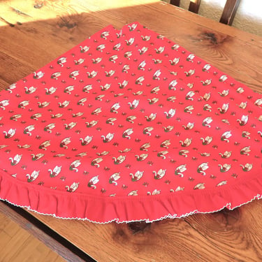 Vintage  Christmas Tree Skirt 3.5 Ft. Diameter Geese Ruffled 80's 