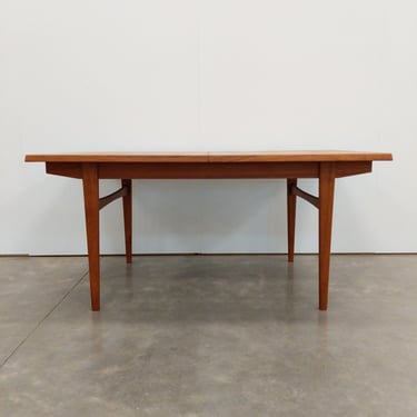 Vintage Mid Century Modern Teak Expandable Dining Table 