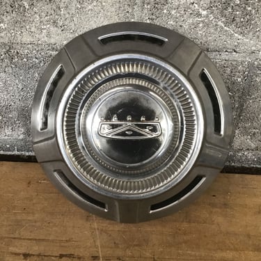 Vintage Ford Pick-Up Hubcap (Seattle)